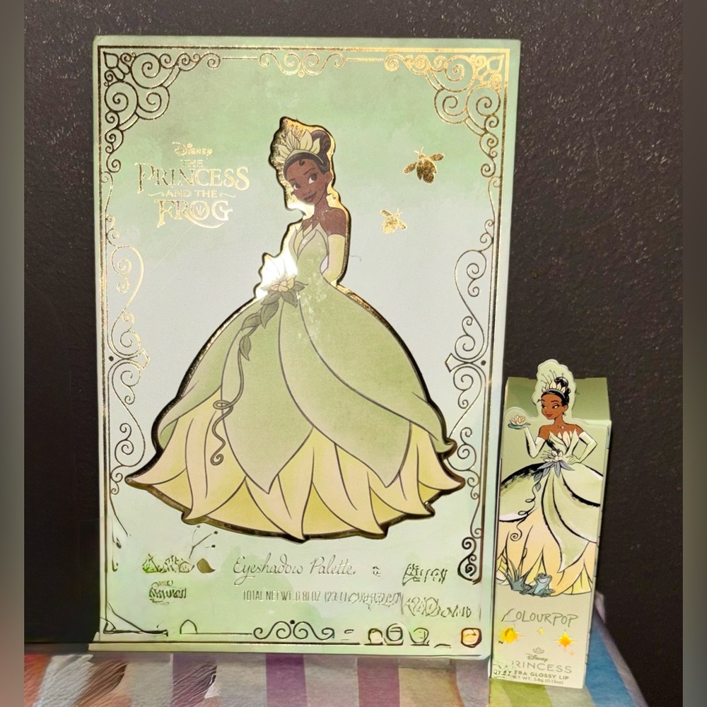 Disney Princess and the Frog Eyeshadow Palette w/ Disney Princess Pout Gloss
